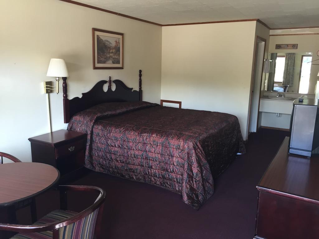 A Sapphire Inn Franklin Quarto foto